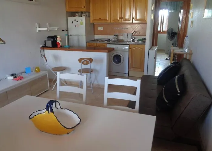 Lejlighed : 1st Floor With Pool View